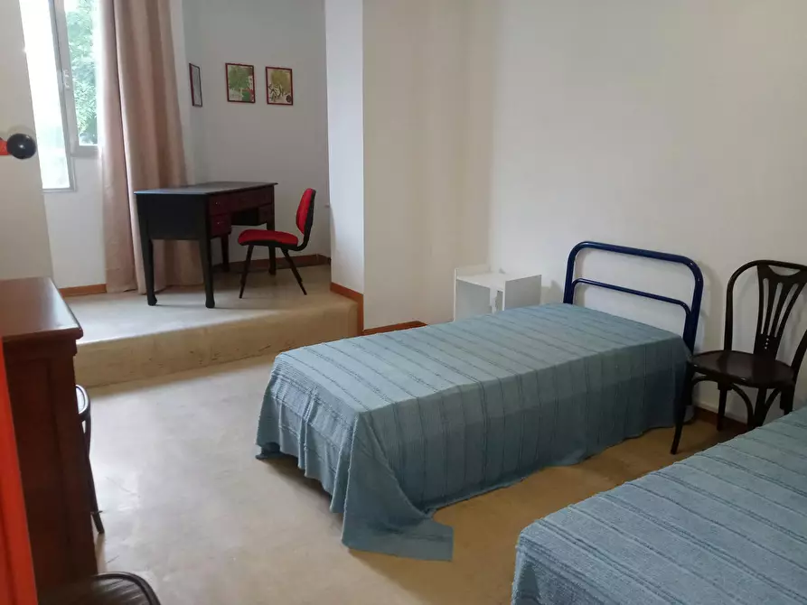 Immagine 3 di Appartamento in affitto  in Viale Camillo Benso di Cavour a Ferrara