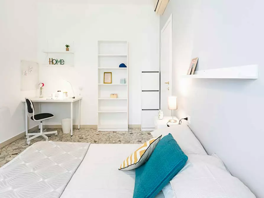 Immagine 2 di Camera in affitto  in Via Privata Ludovico Cavaleri a Milano