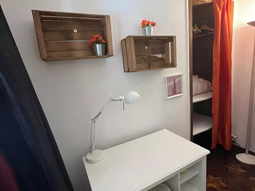 Immagine 2 di Camera in affitto  in Piazza Giambattista Bodoni a Torino