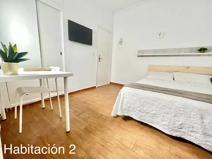 Immagine 3 di Camera in affitto  in Calle Huelva a Santiponce