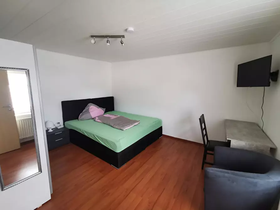 Immagine 2 di Appartamento in affitto  in Enggasse a Köln