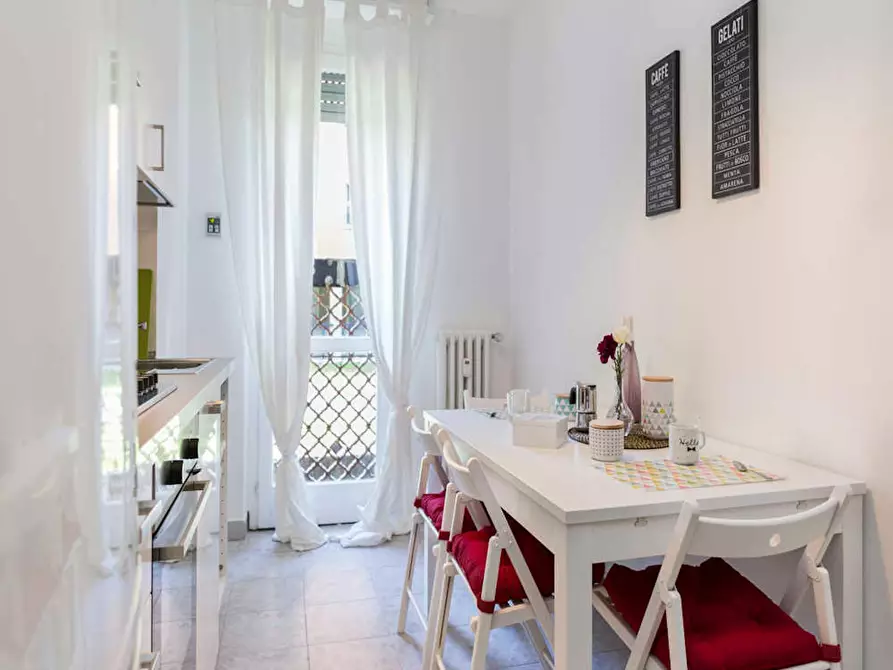 Immagine 9 di Camera in affitto  in Via delle Acacie a Buccinasco