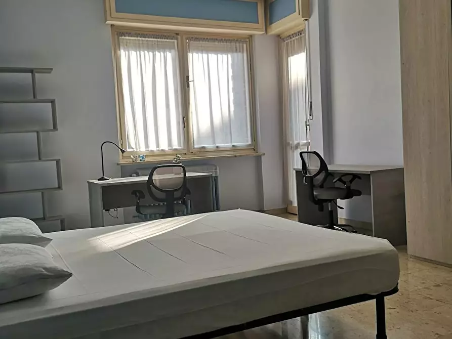 Immagine 2 di Camera in affitto  in Via Albenga a Torino