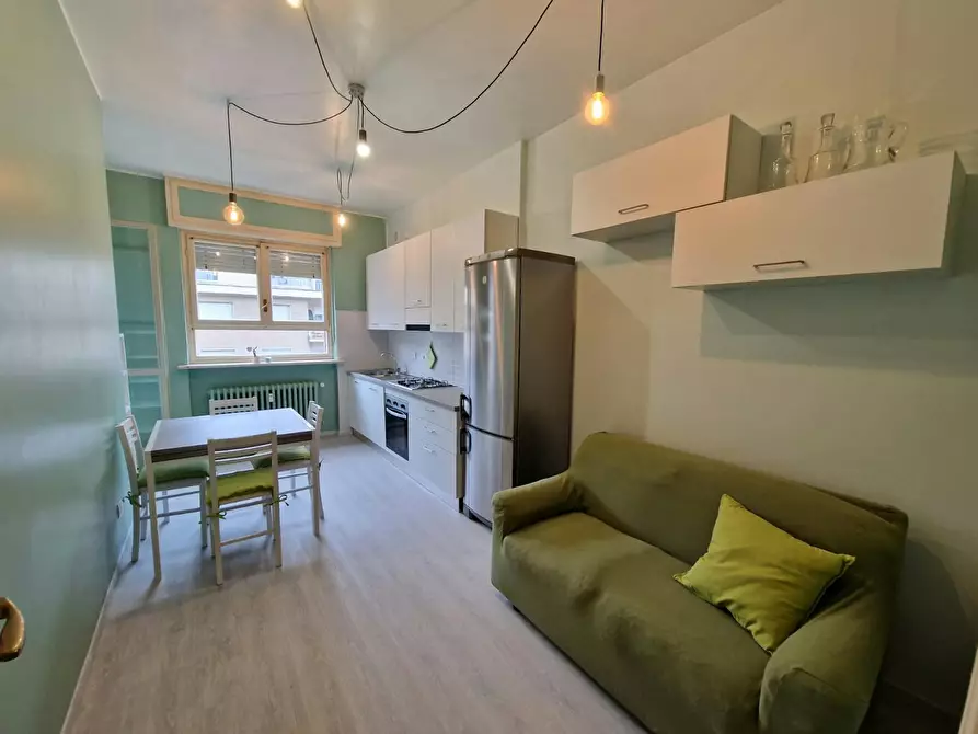 Immagine 4 di Camera in affitto  in Via Albenga a Torino