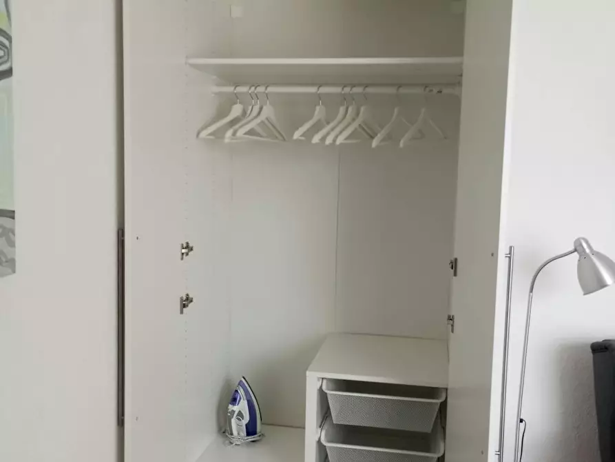 Immagine 4 di Appartamento in affitto  in Bagelstraße a Düsseldorf
