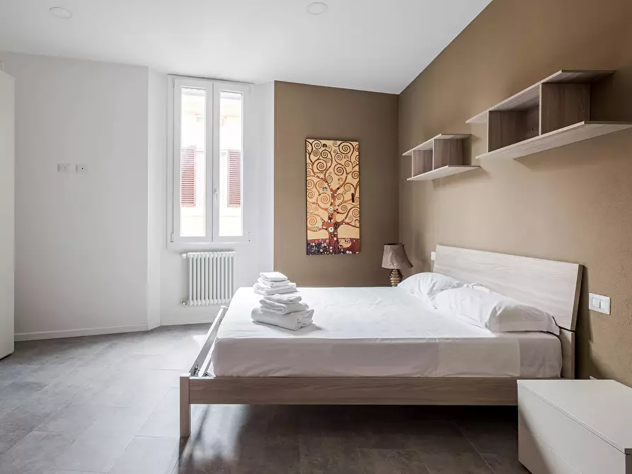 Immagine 1 di Appartamento in affitto  in Via delle Belle Arti a Bologna
