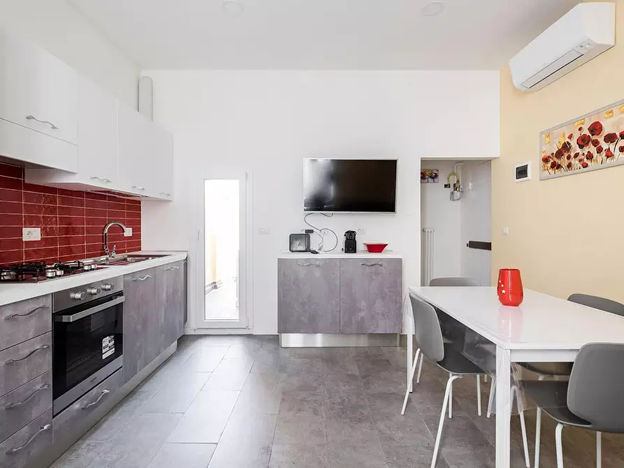 Immagine 4 di Appartamento in affitto  in Via delle Belle Arti a Bologna