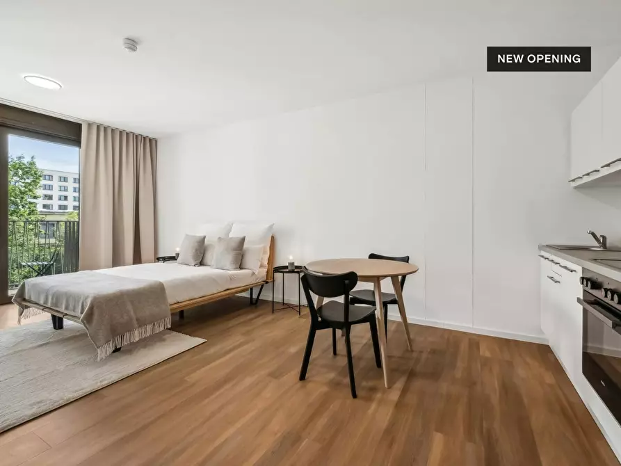 Immagine 4 di Appartamento in affitto  in Lisa-Fittko-Straße a Berlin