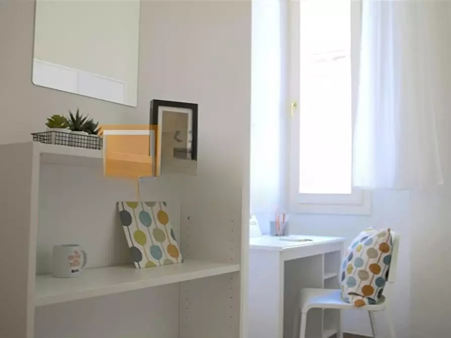 Immagine 4 di Camera in affitto  in Strada Maggiore a Bologna