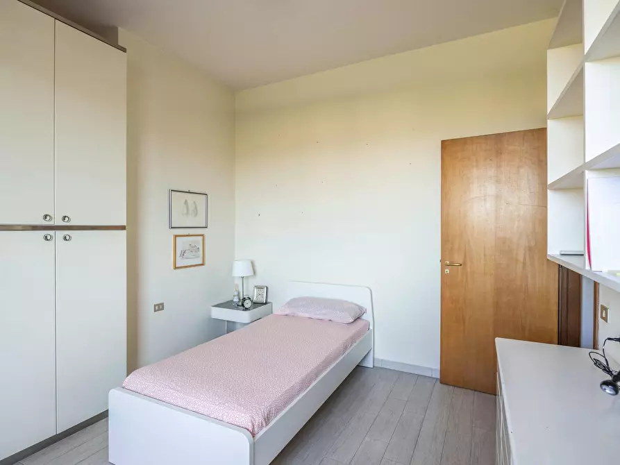 Immagine 3 di Camera in affitto  in Via San Donato a Bologna