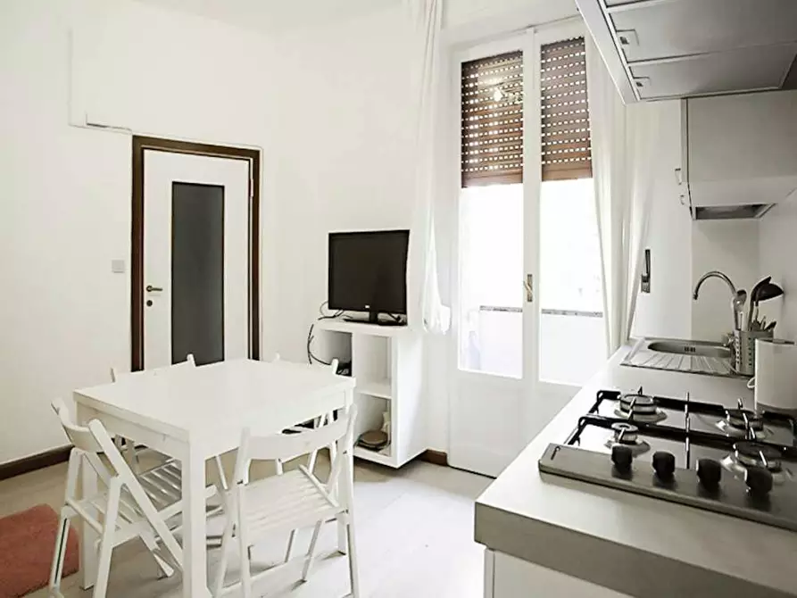 Immagine 5 di Camera in affitto  in Largo Cavalieri di Malta a Milano