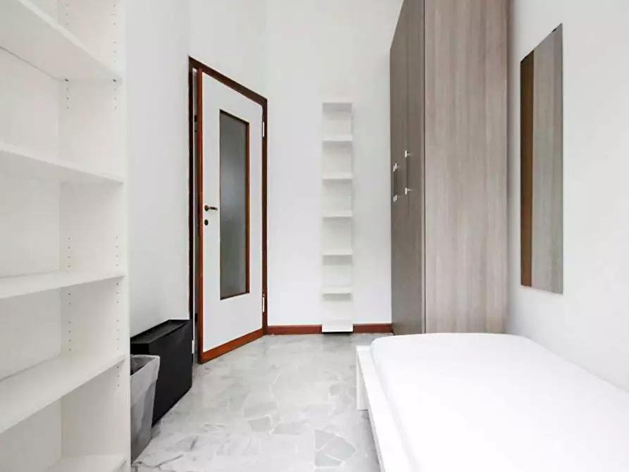 Immagine 2 di Camera in affitto  in Largo Cavalieri di Malta a Milano