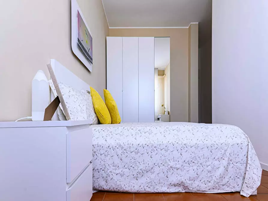 Immagine 3 di Camera in affitto  in Via Carlo Marx a Sesto San Giovanni