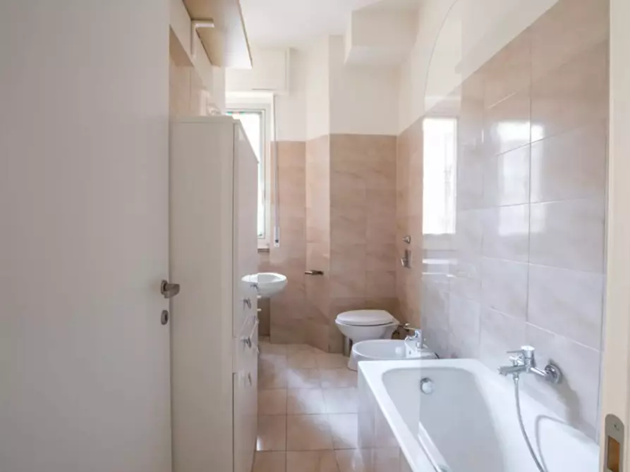 Immagine 9 di Appartamento in affitto  in Via Rogoredo a Milano