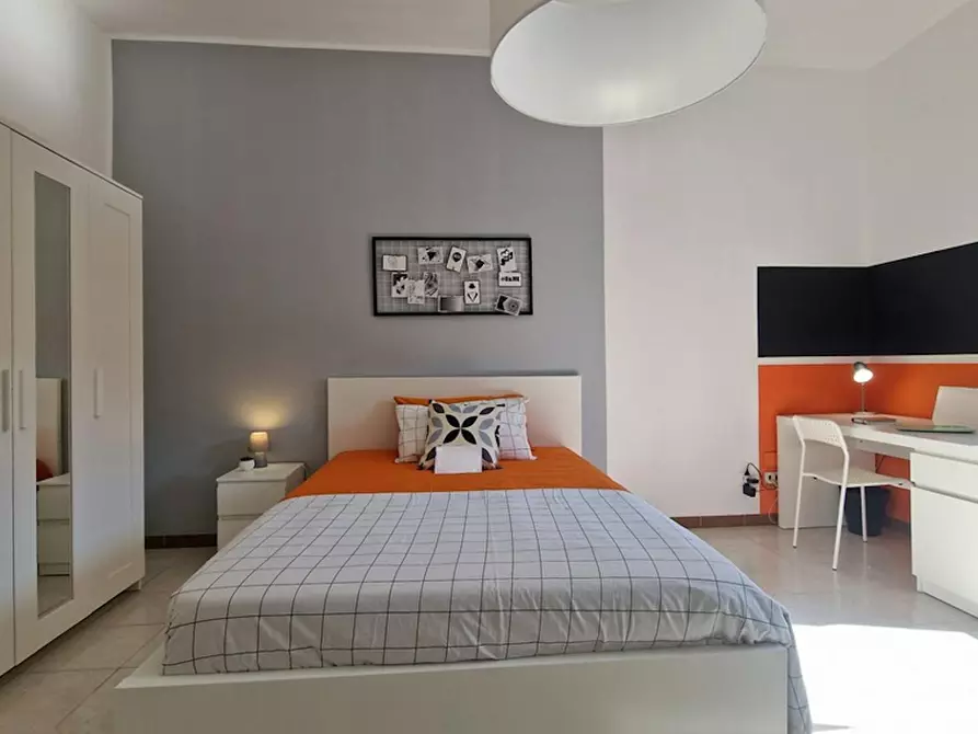 Immagine 2 di Camera in affitto  in Via Ostiense a Roma