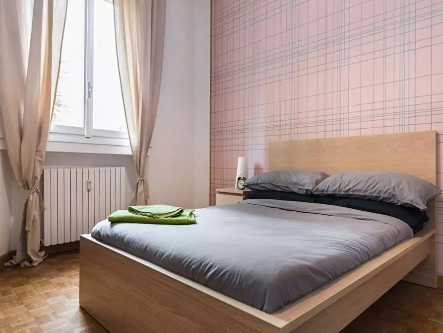 Immagine 1 di Camera in affitto  in Via Leone Tolstoi a Milano