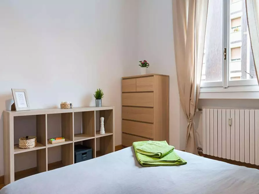 Immagine 5 di Camera in affitto  in Via Leone Tolstoi a Milano