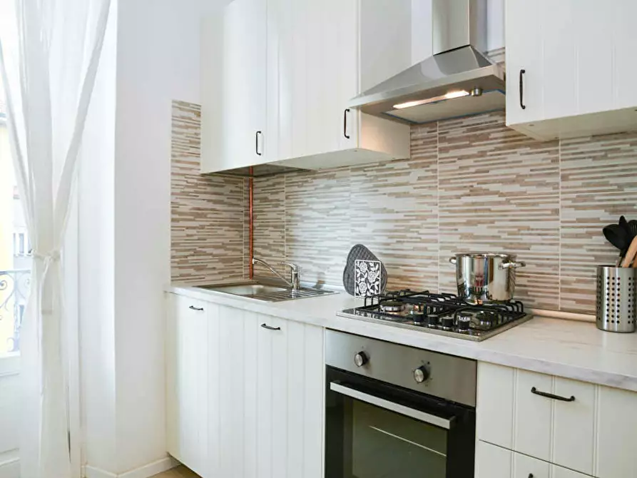 Immagine 10 di Camera in affitto  in Via Caradosso a Milano