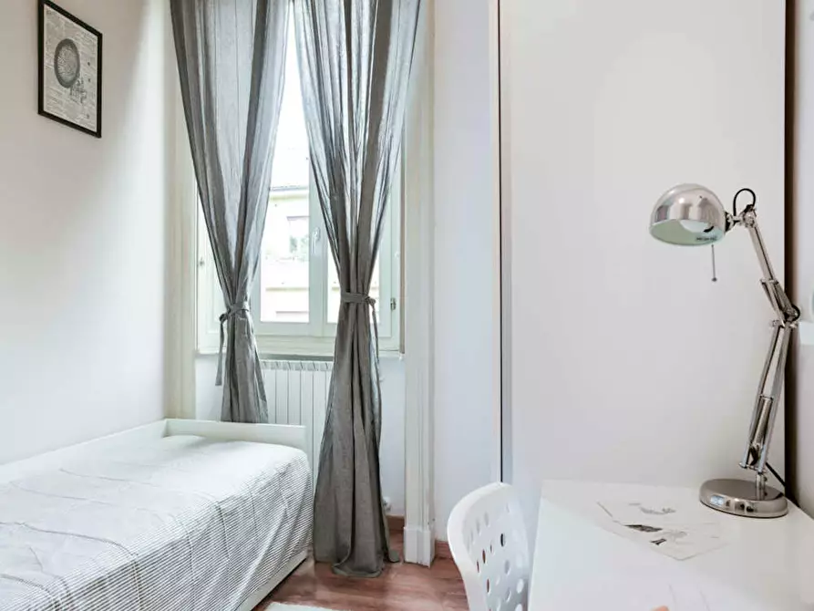 Immagine 2 di Camera in affitto  in Via Caradosso a Milano