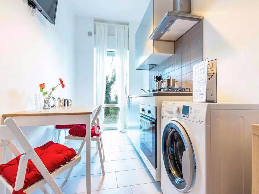 Immagine 9 di Camera in affitto  in Via Fiume delle Perle a Roma