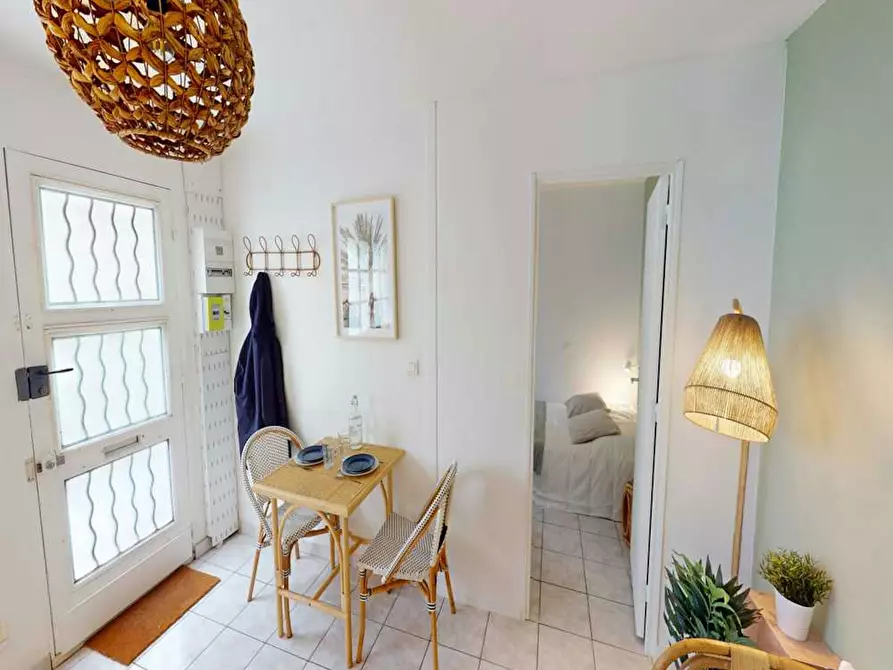 Immagine 9 di Appartamento in affitto  in Rue du Jardin public a Bordeaux