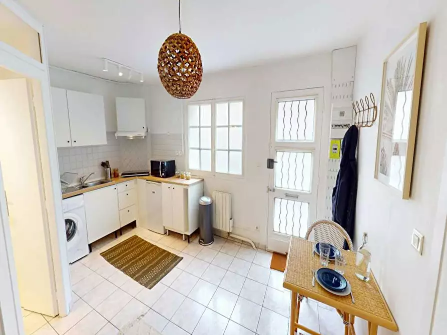 Immagine 10 di Appartamento in affitto  in Rue du Jardin public a Bordeaux