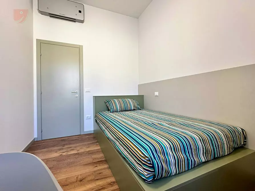 Immagine 2 di Camera in affitto  in Via Montebello a Ferrara