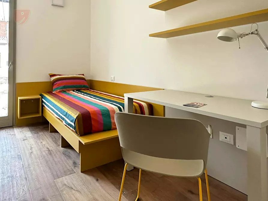 Immagine 3 di Camera in affitto  in Via Montebello a Ferrara