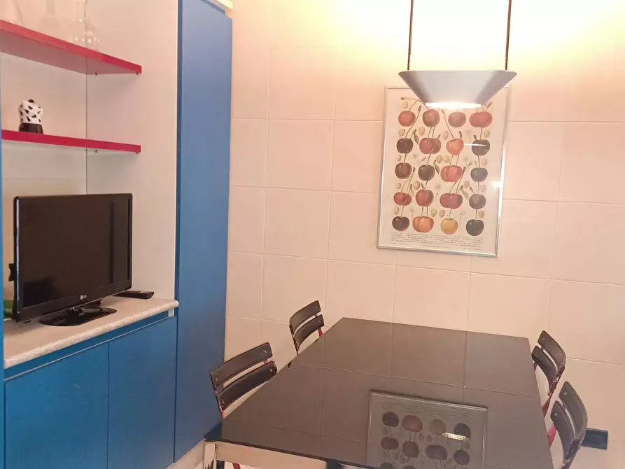 Immagine 6 di Camera in affitto  in Via Adelaide Bono Cairoli a Milano