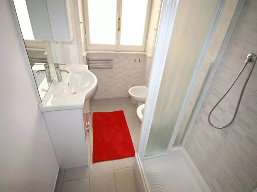 Immagine 7 di Camera in affitto  in Via Lecco a Milano