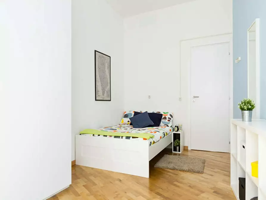 Immagine 1 di Camera in affitto  in Via Larga a Milano