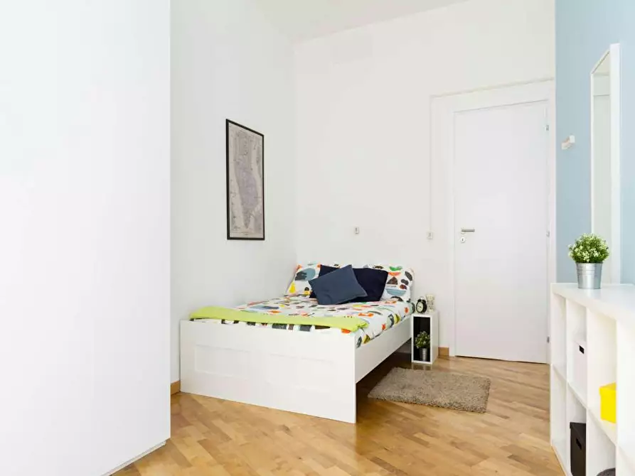 Immagine 1 di Camera in affitto  in Via Larga a Milano