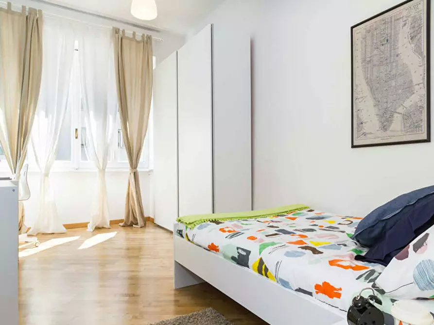 Immagine 3 di Camera in affitto  in Via Larga a Milano