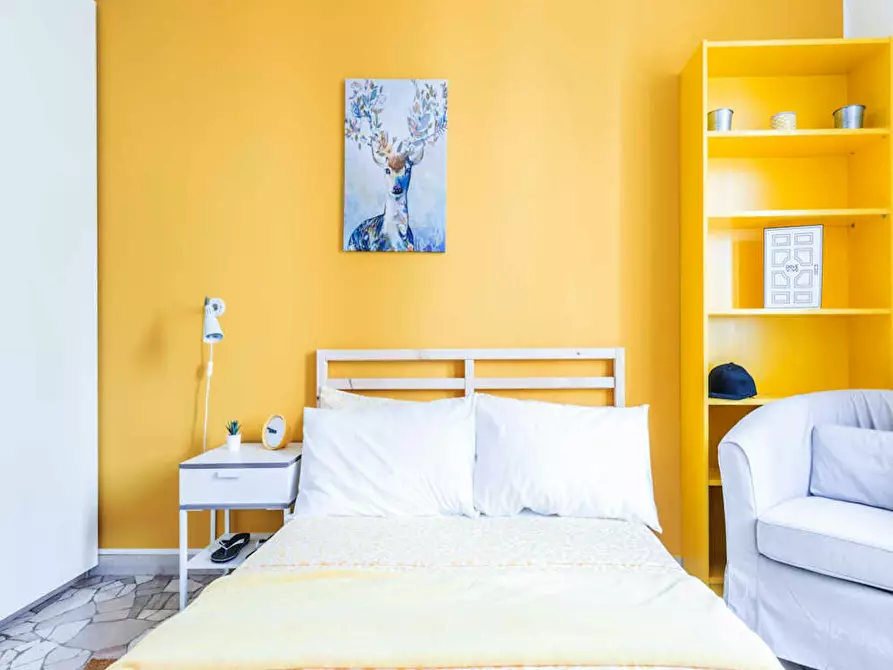 Immagine 3 di Camera in affitto  in Via Pisanello a Milano