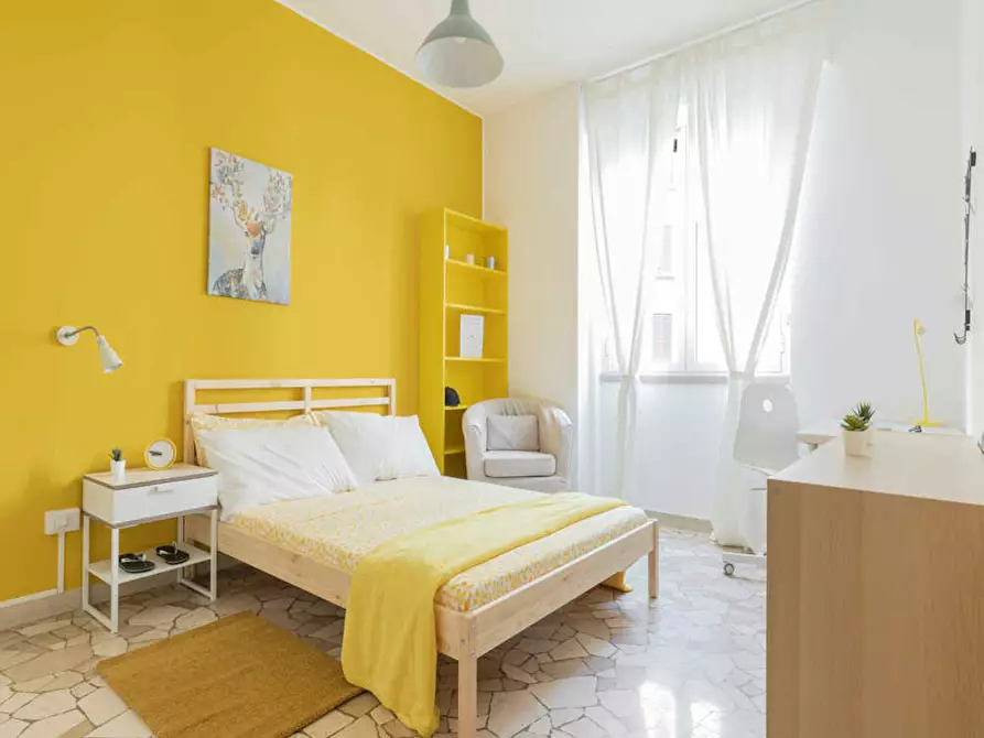 Immagine 2 di Camera in affitto  in Via Pisanello a Milano