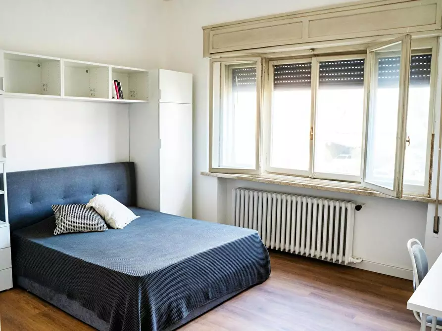 Immagine 5 di Camera in affitto  in Via Tiziano Aspetti a Padova