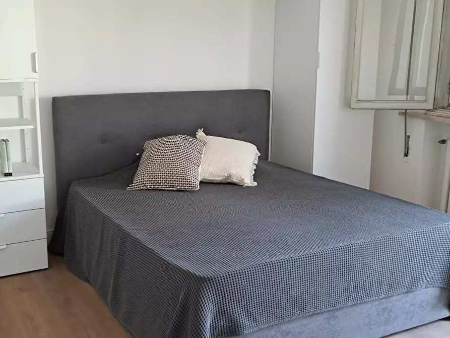 Immagine 5 di Camera in affitto  in Via Tiziano Aspetti a Padova