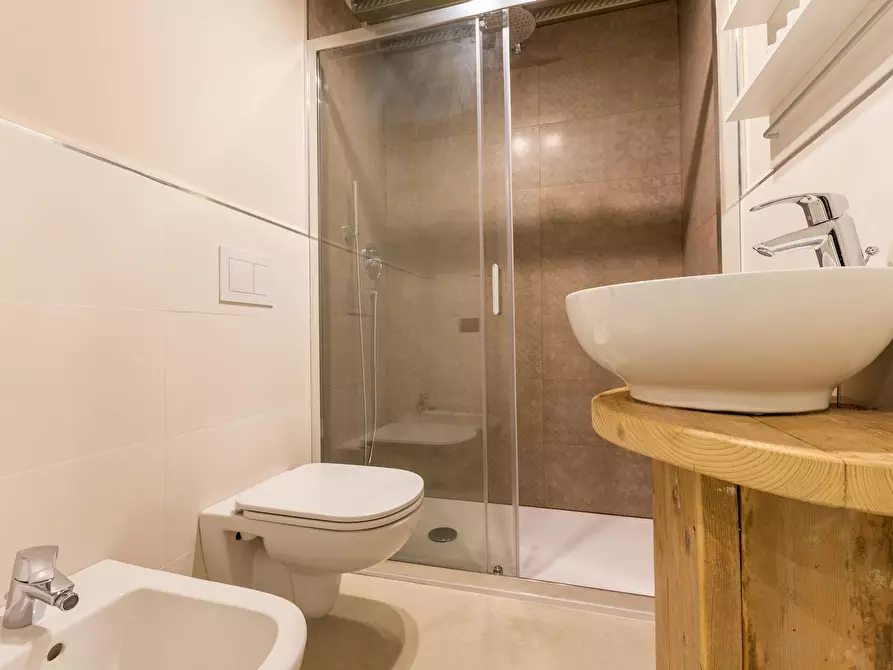 Immagine 2 di Camera in affitto  in Via Paolo Bassi a Milano