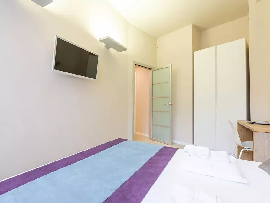 Immagine 4 di Camera in affitto  in Via Paolo Bassi a Milano