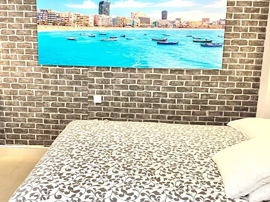 Immagine 8 di Appartamento in affitto  in Calle Alfredo L Jones a Las Palmas De Gran Canaria