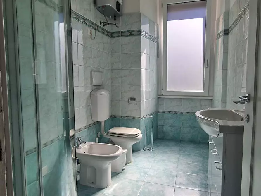 Immagine 8 di Camera in affitto  in Via Sabotino a Roma