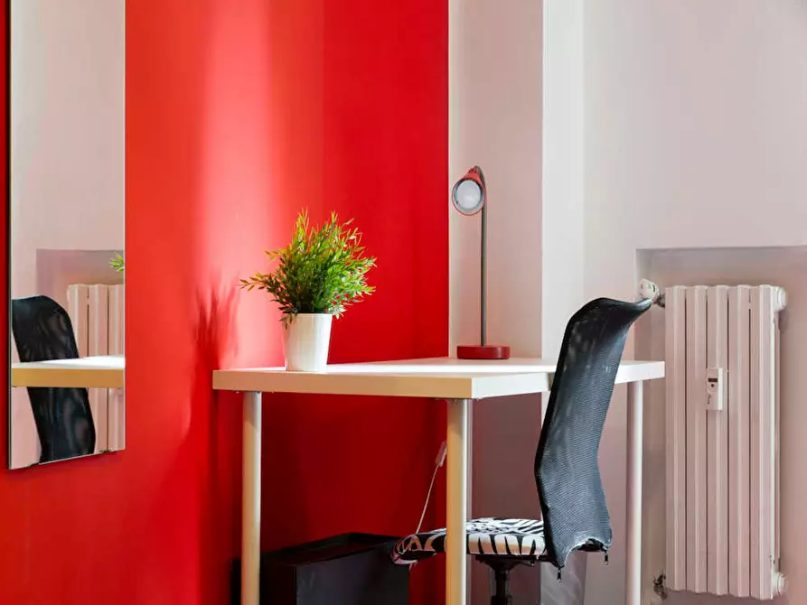 Immagine 1 di Camera in affitto  in Viale Papiniano a Milano