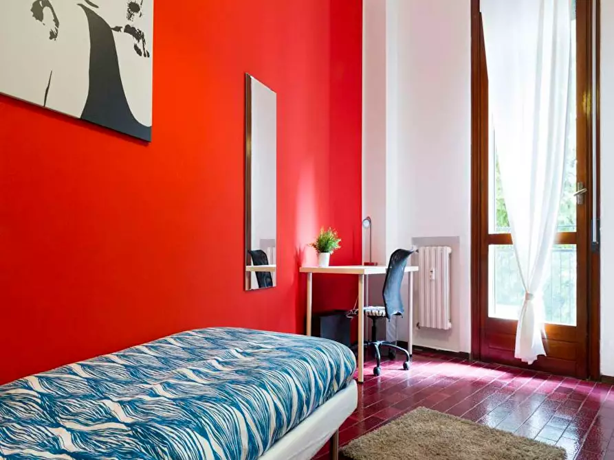 Immagine 1 di Camera in affitto  in Viale Papiniano a Milano