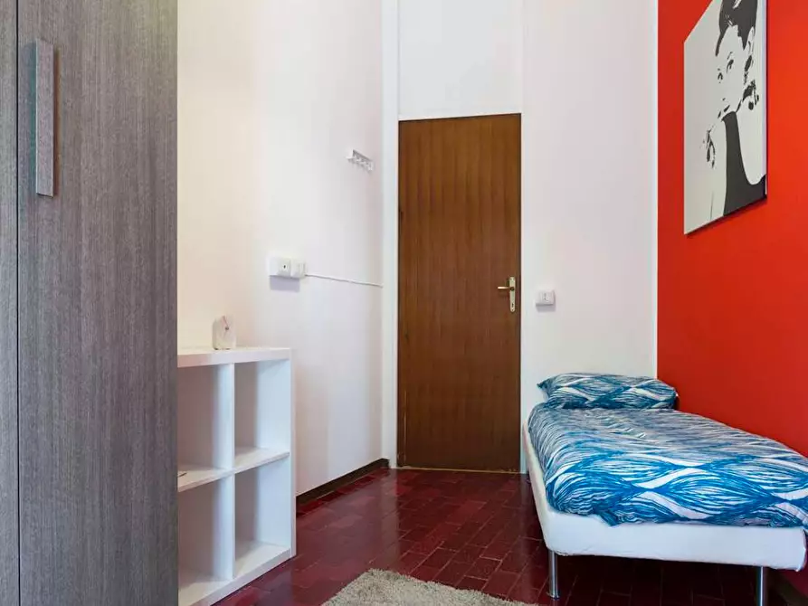 Immagine 3 di Camera in affitto  in Viale Papiniano a Milano