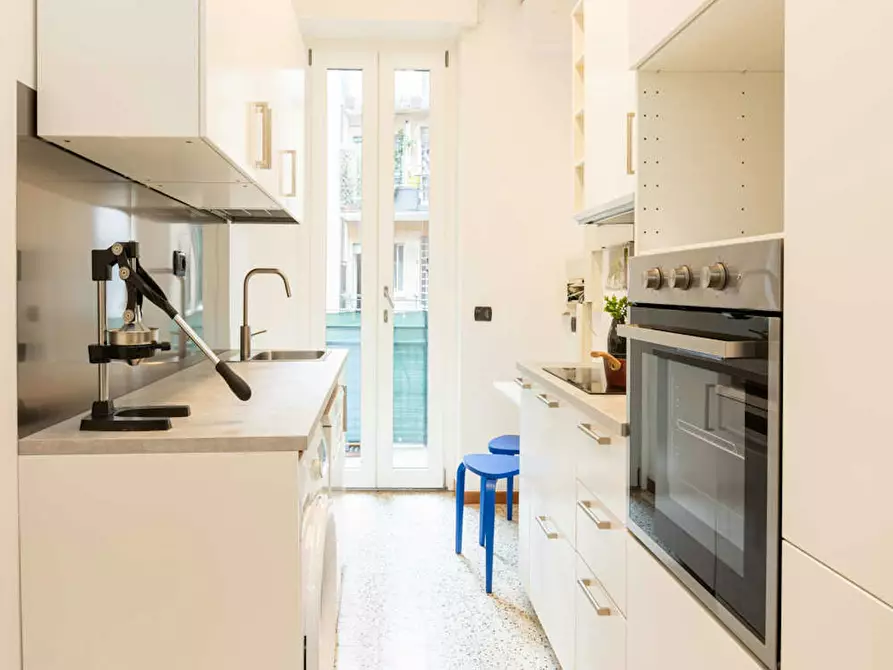 Immagine 9 di Camera in affitto  in Via Nino Bixio a Milano