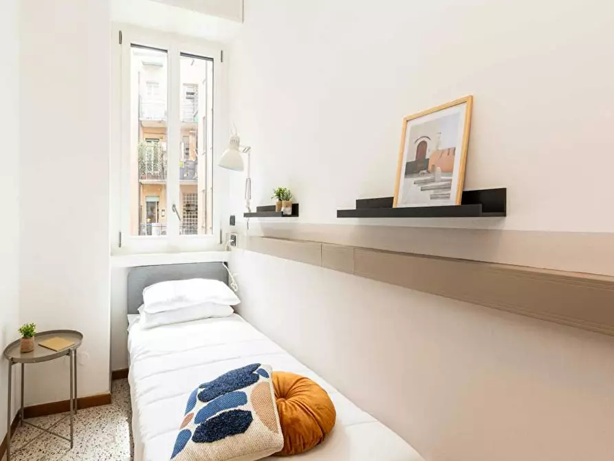 Immagine 2 di Camera in affitto  in Via Nino Bixio a Milano