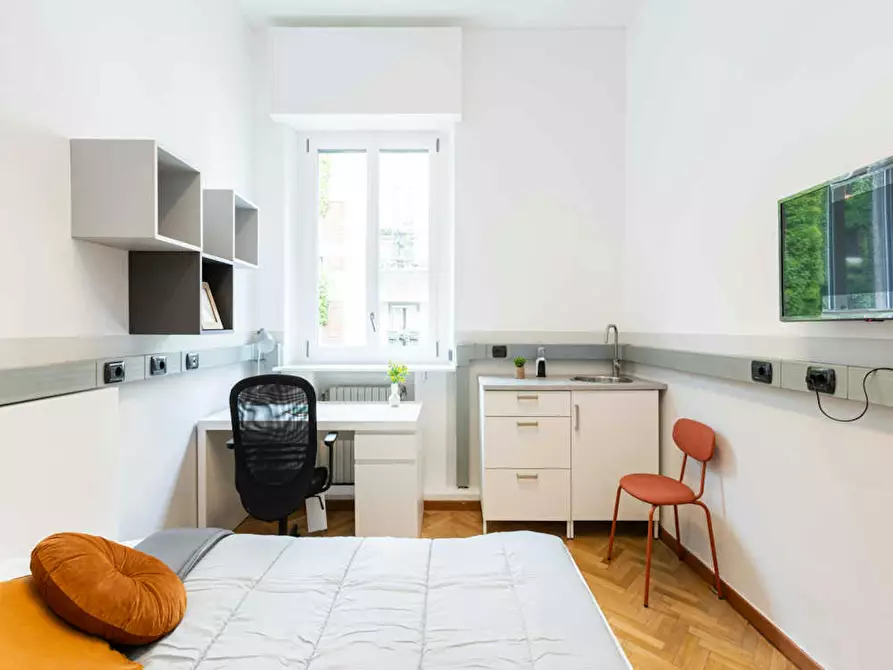 Immagine 3 di Camera in affitto  in Via Nino Bixio a Milano