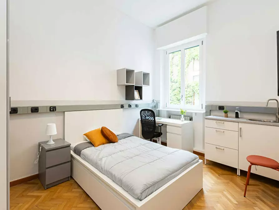 Immagine 1 di Camera in affitto  in Via Nino Bixio a Milano