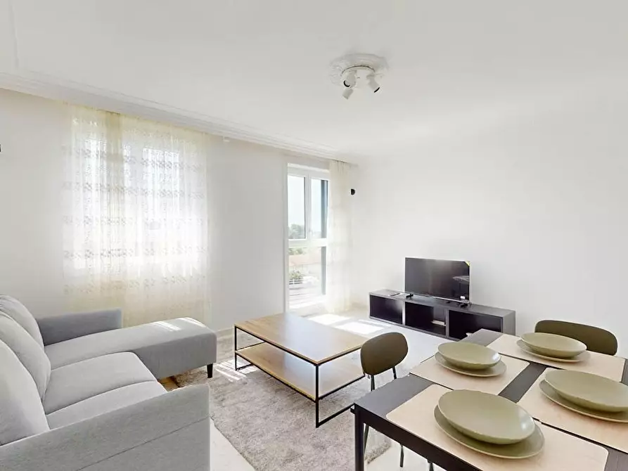 Immagine 8 di Camera in affitto  in Rue de la Prairie a Ingré