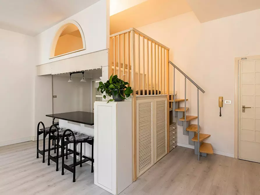 Immagine 3 di Appartamento in affitto  in Via Castiglione a Bologna